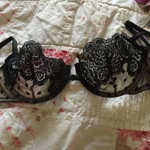COPY - Victoria secret bra 34B